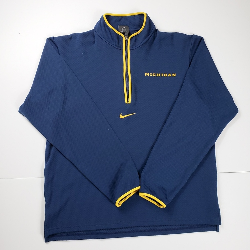 Nike Michigan Wolverines Mens Long Sleeve.